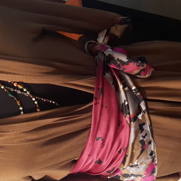 Patterned Scarf - Picture 6 of 6